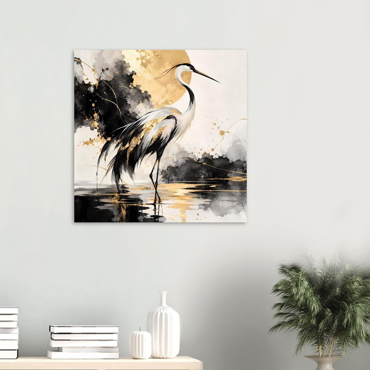 Vogelposter mit Kranichmotiv in Schwarz und Gold, goldene Farbakzente und horizontale Linien