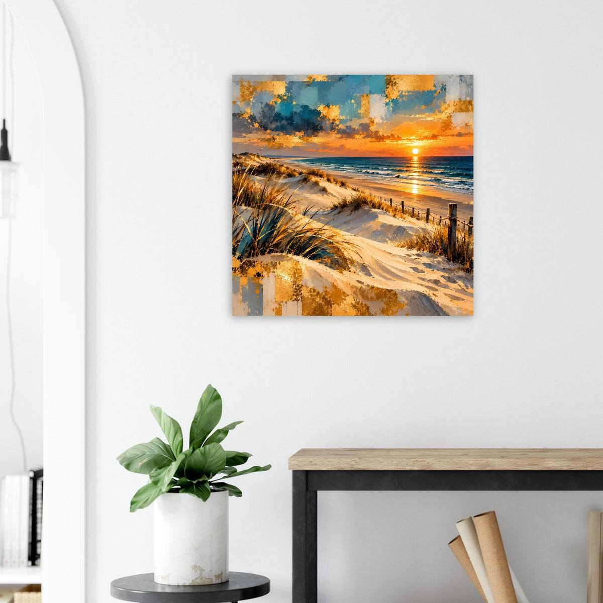 Wandposter Meerblick mit Sanddünen, Weg am Strand und goldenem Himmel