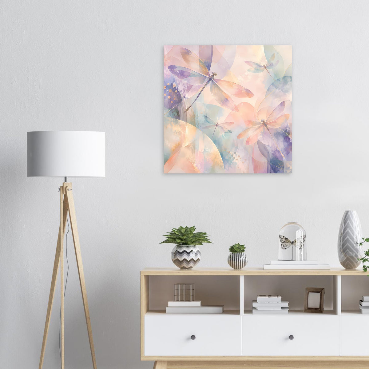 Pastellposter mit Libellen- und Blumenmotiven in Pfirsich, Lavendel und Hellblau