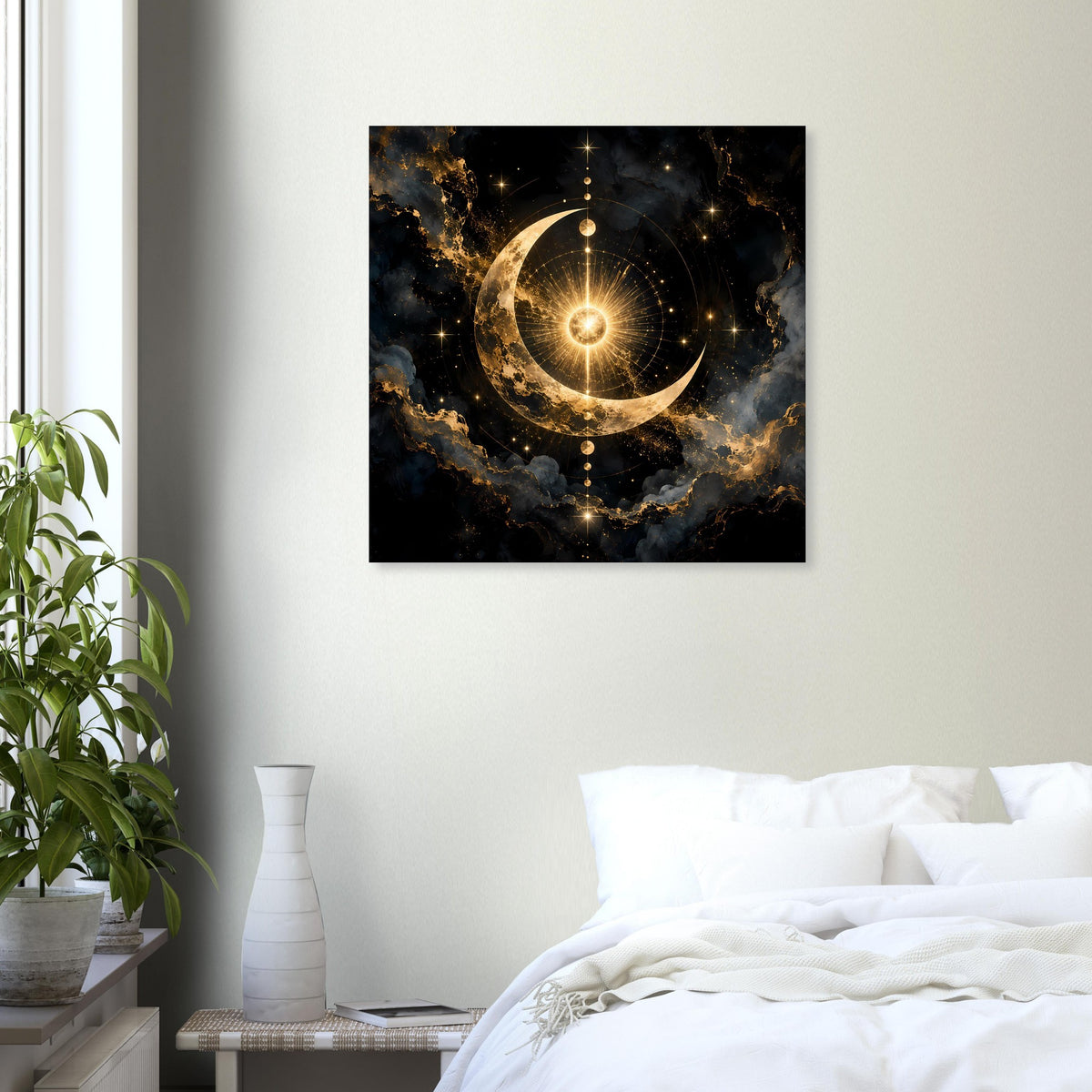 Quadratisches Poster mit goldener Mondsichel, leuchtender Mitte und funkelnden Sternen