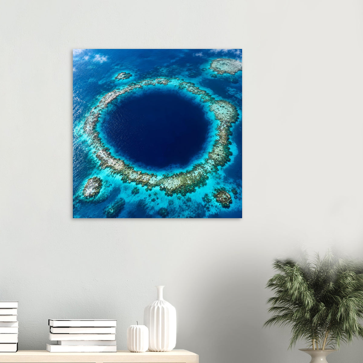 Meerbild-Poster mit blauem Unterwasser-Kreislauf und Korallensaum in quadratischem Format