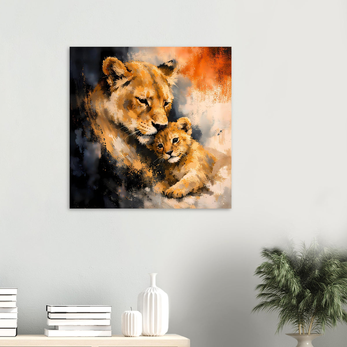 Quadratisches Poster mit Löwin und Jungtier, warmes Orange-Schwarz, mit schwarzem Rahmen