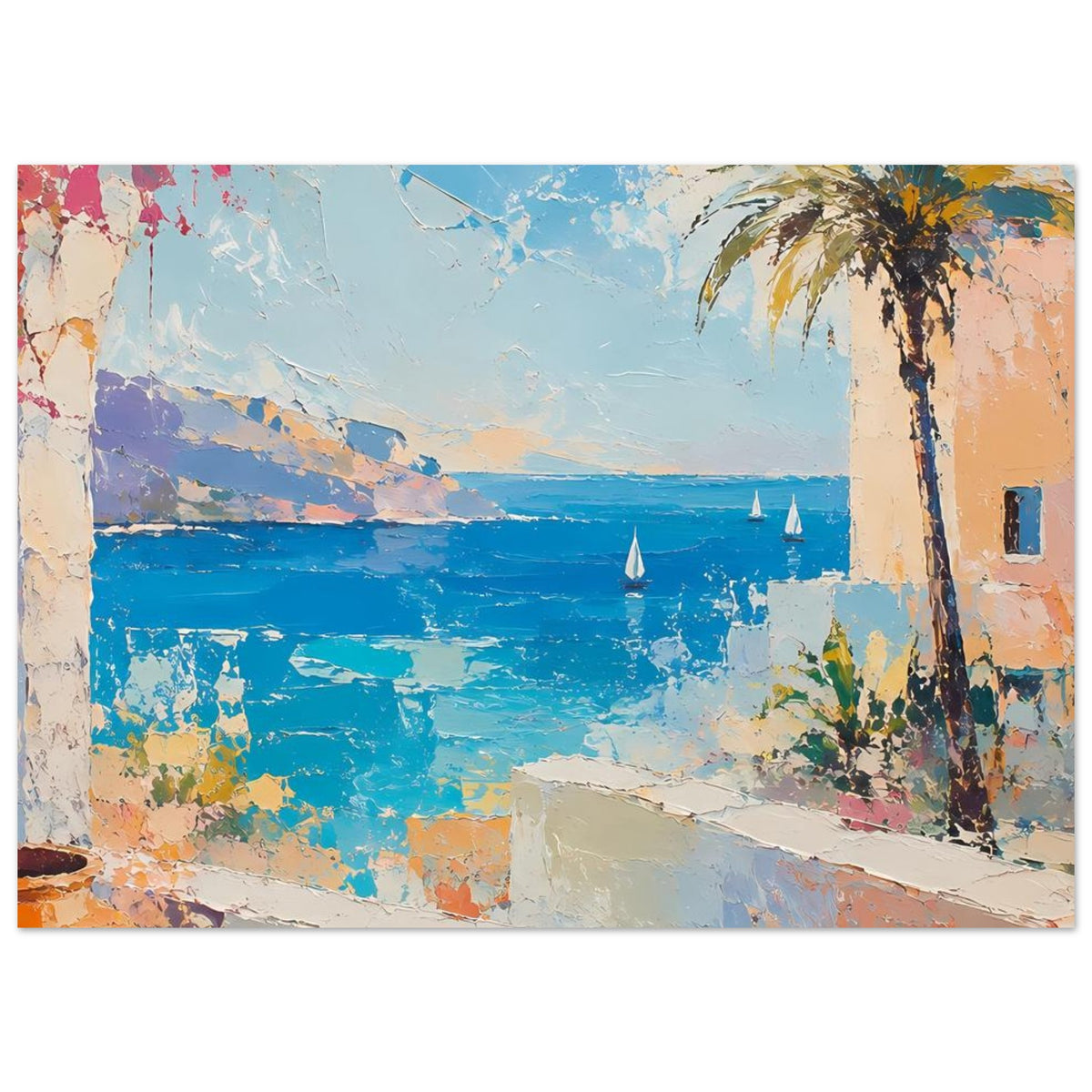 Sommerposter mit Küste, Palme rechts, Segelboote im Meer und helle Terrassenwand im Vordergrund