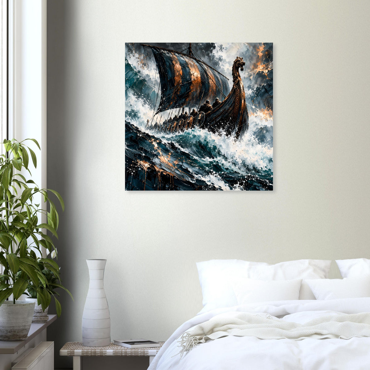 Quadratisches Poster mit Wikinger-Longship und Segel auf aufgewühlter See, blau-grau