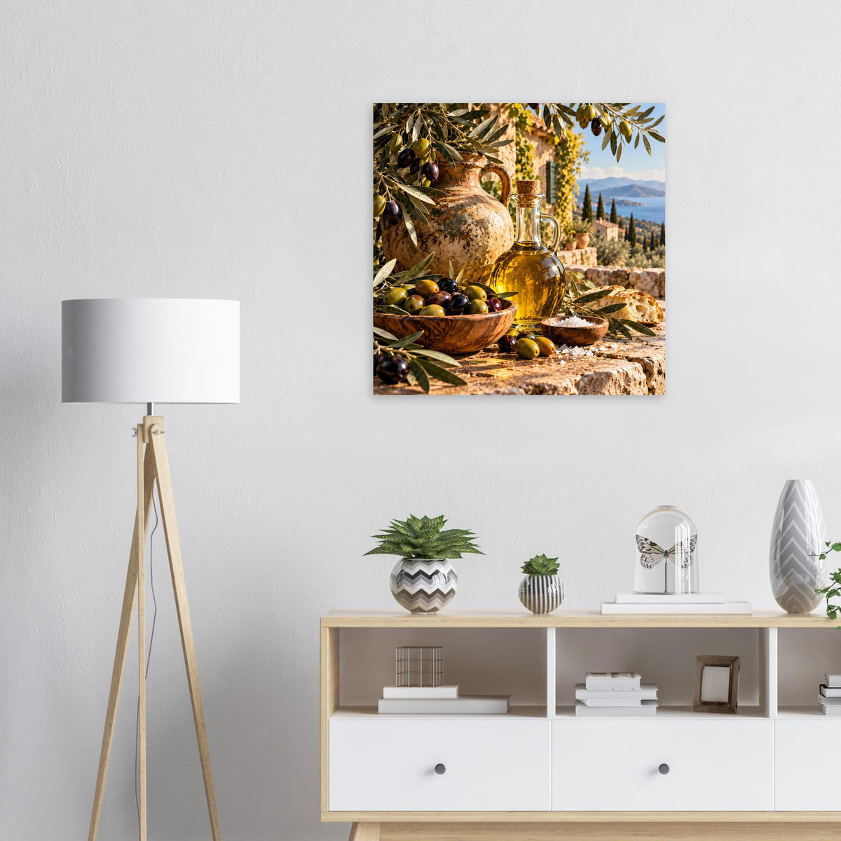 Wandposter mit Olivenernte-Motiv, goldene Krüge, Schüsseln und Oliven, mattes Papier
