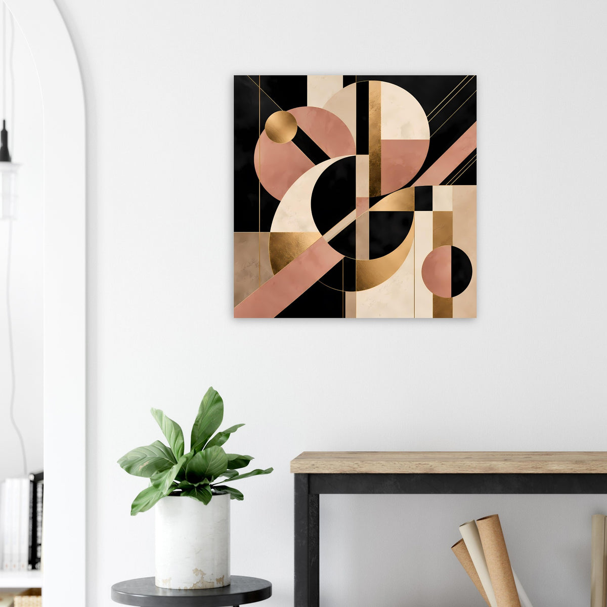 Art-Deco-Poster mit goldfarbenen Akzenten und geschichteten Formen in Schwarz und Blush