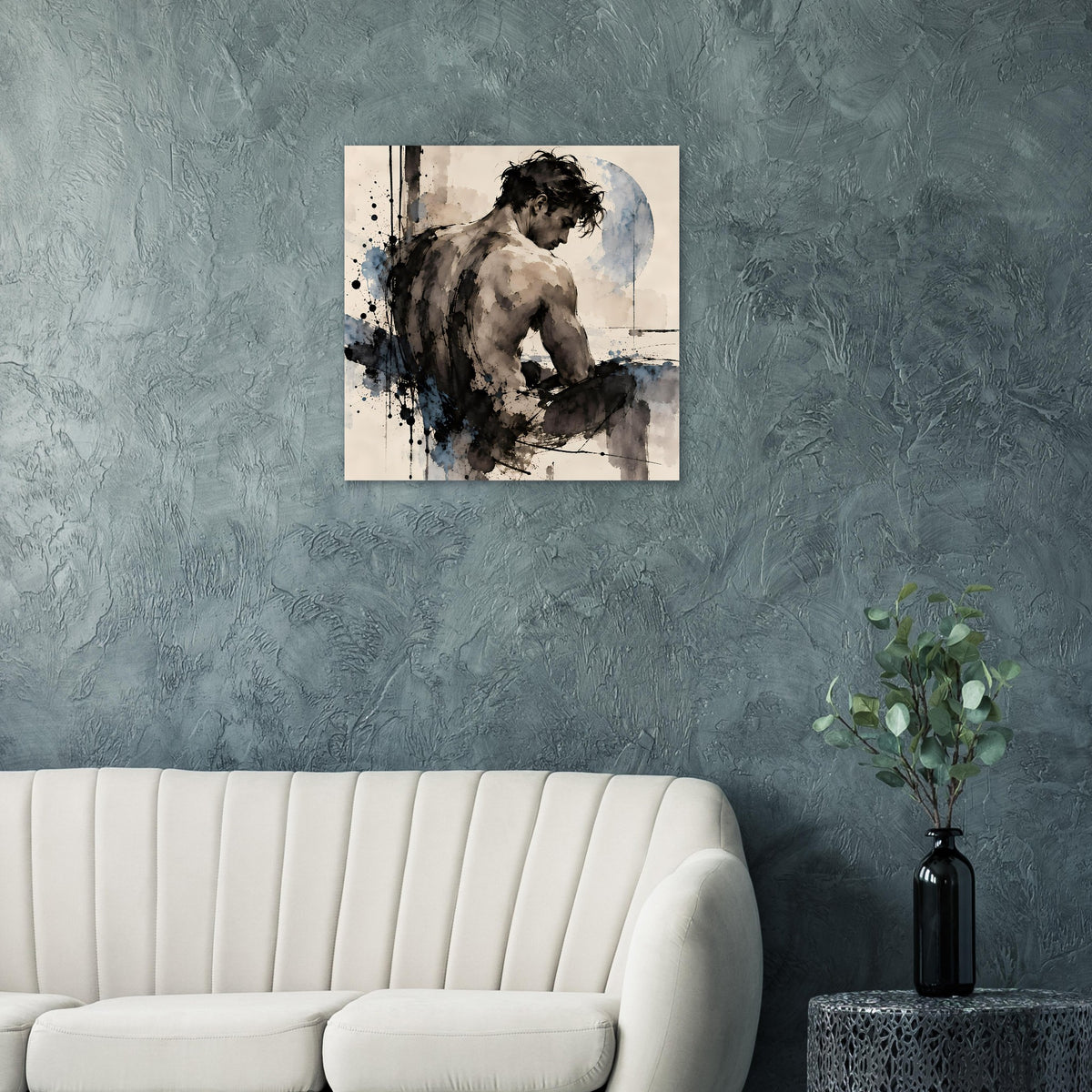 Expressionistische Aktstudie mit Rückenansicht, graue Schattierung und blau abgesetzte Stellen