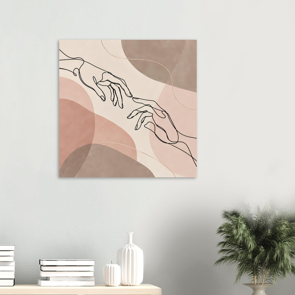 Quadratisches Wandbild: Ausschnitt mit Händen in schwarzer Line-Art auf beigen Erdtönen
