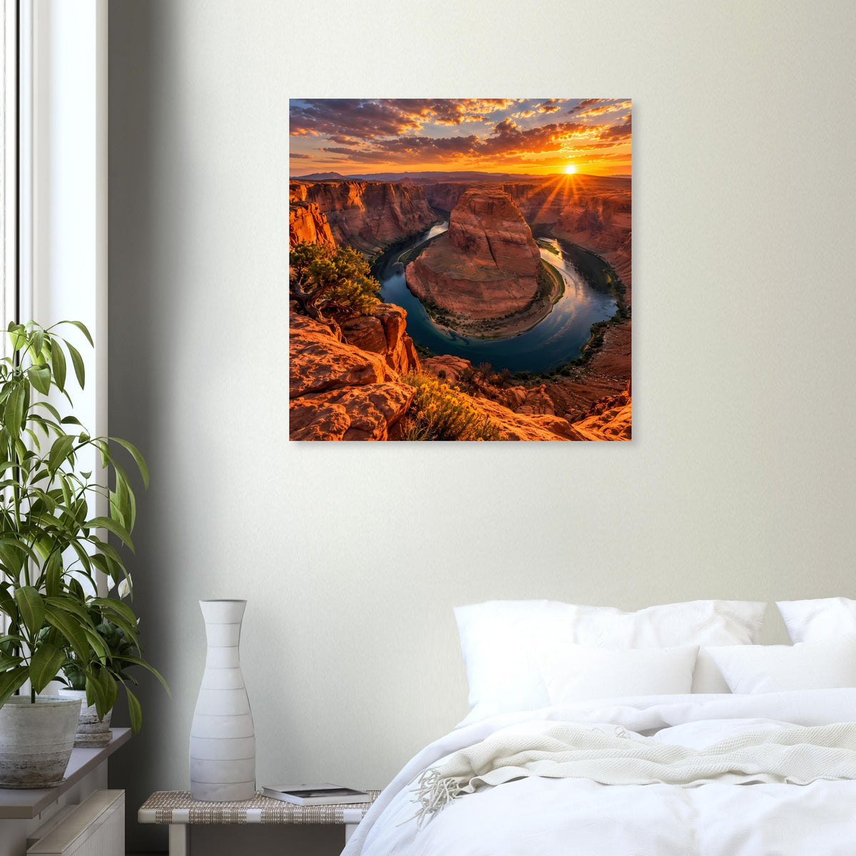 Quadratisches Poster mit Canyon-Sonnenuntergang, orangefarbener Himmel und Schluchtenfluss