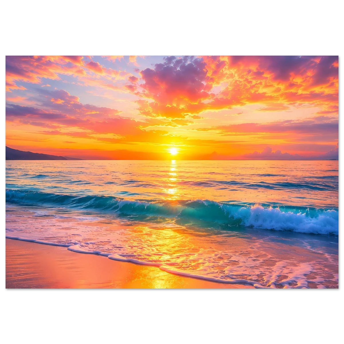 Sonnenuntergangs-Strandposter, horizontal: goldener Lichtpfad auf Wasser, Wellen rollen an