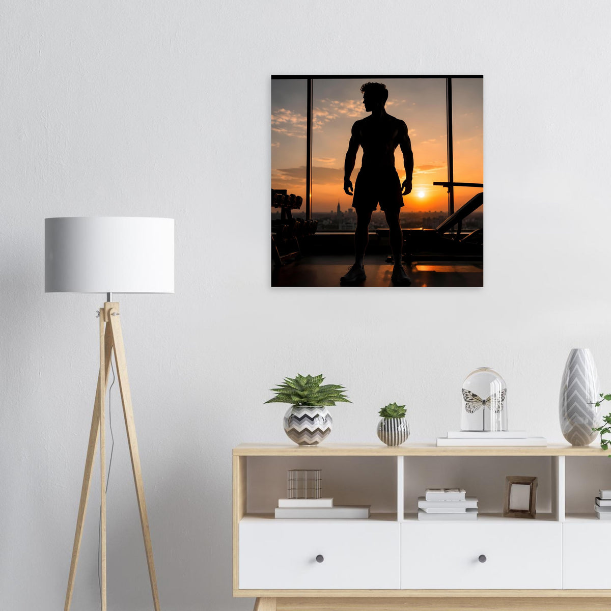 Fitness-Poster mit Sportler-Silhouette vor Skyline bei Sonnenuntergang, schwarz gerahmt