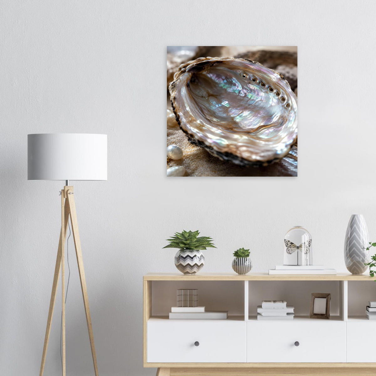 Quadratisches Poster mit Nahaufnahme einer Abalone-Muschel, schillernder Perlmuttglanz