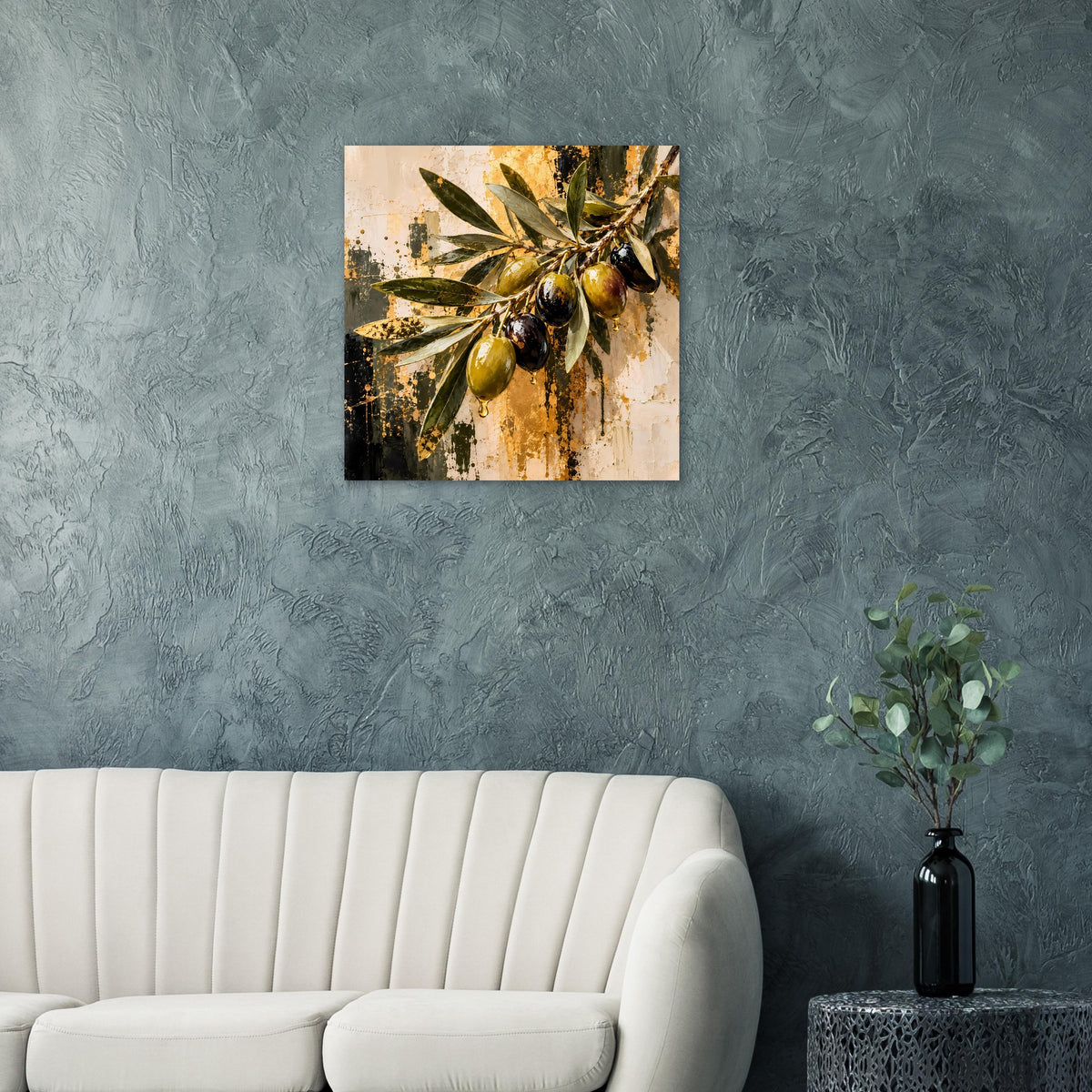 Quadratisches Wandposter mit Olivenzweigen in Gold und Olivgrün auf beigem Spritzmotiv
