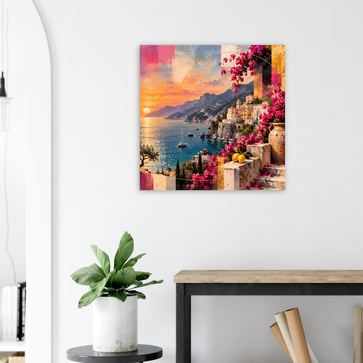 Quadratisches Poster: Meerblick mit Häusern am Hang und Bougainvillea-Büscheln in Pink