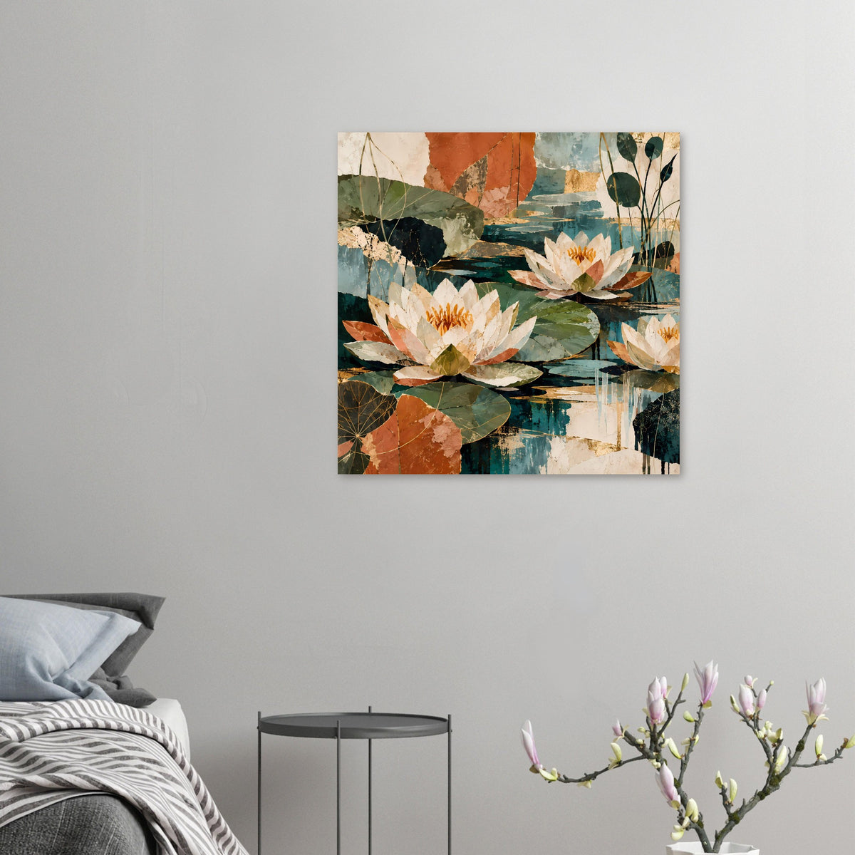 Kleines quadratisches Poster mit Seerosenblüten, grünen Blättern und orange-braunen Akzenten