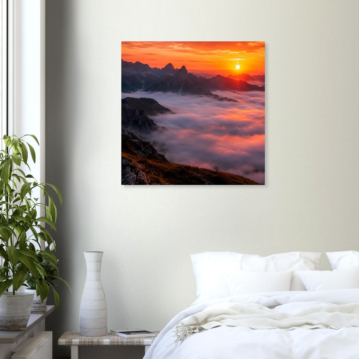 Quadratisches Poster mit Abendhimmel, Bergen, Nebel und Wolken