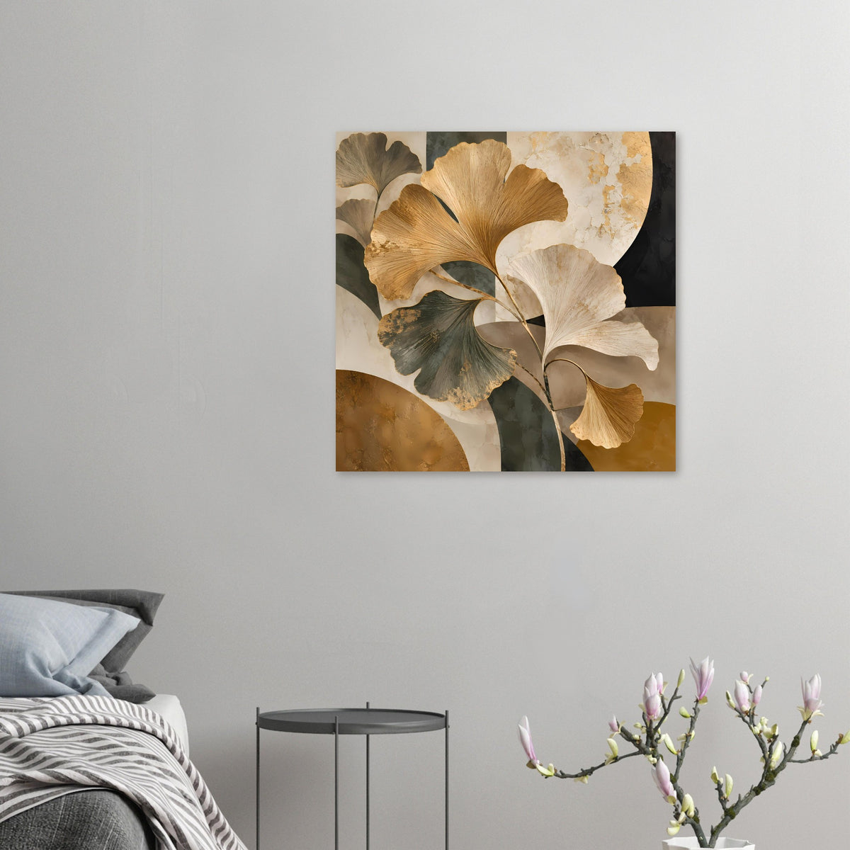 Kleines gerahmtes botanisches Poster mit Ginkgo-Blättern in Gold-, Creme- und Grüntönen