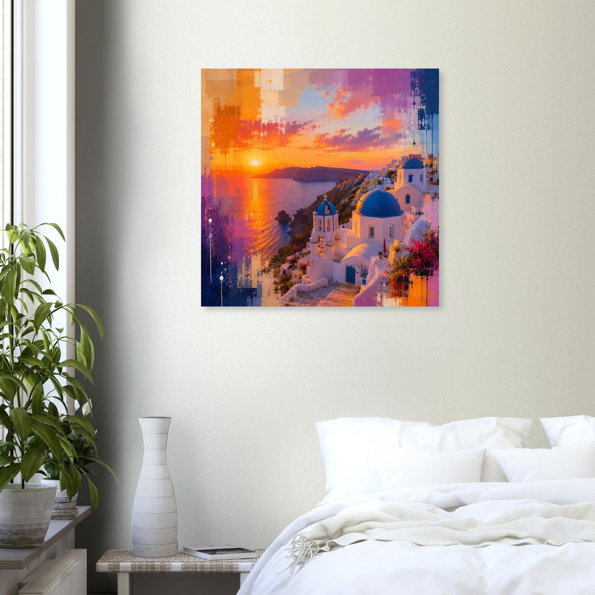 Quadratisches Poster mit Sonnenuntergangsfarbe über dem Wasser und weißen Gebäuden mit blauen Kuppeln