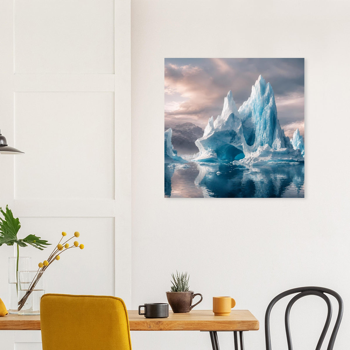 Eisberg-Poster mit markantem blauem Eisberg und Spiegelung im Meer