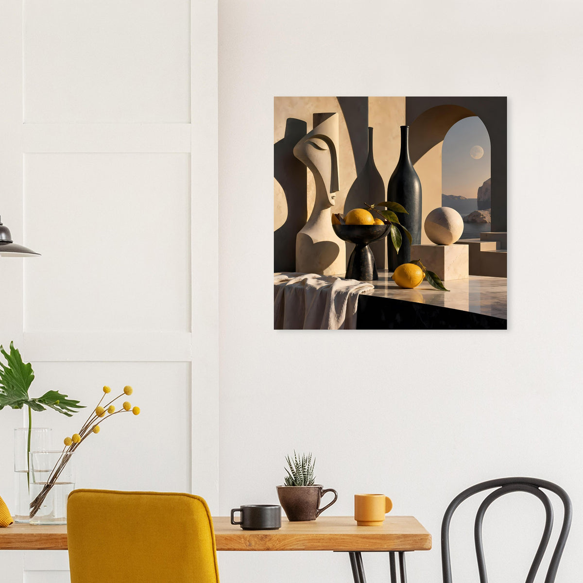 Gerahmtes Poster mit abstraktem Stillleben: dunkle Flaschenvase, goldene Kugeln, warmes Licht