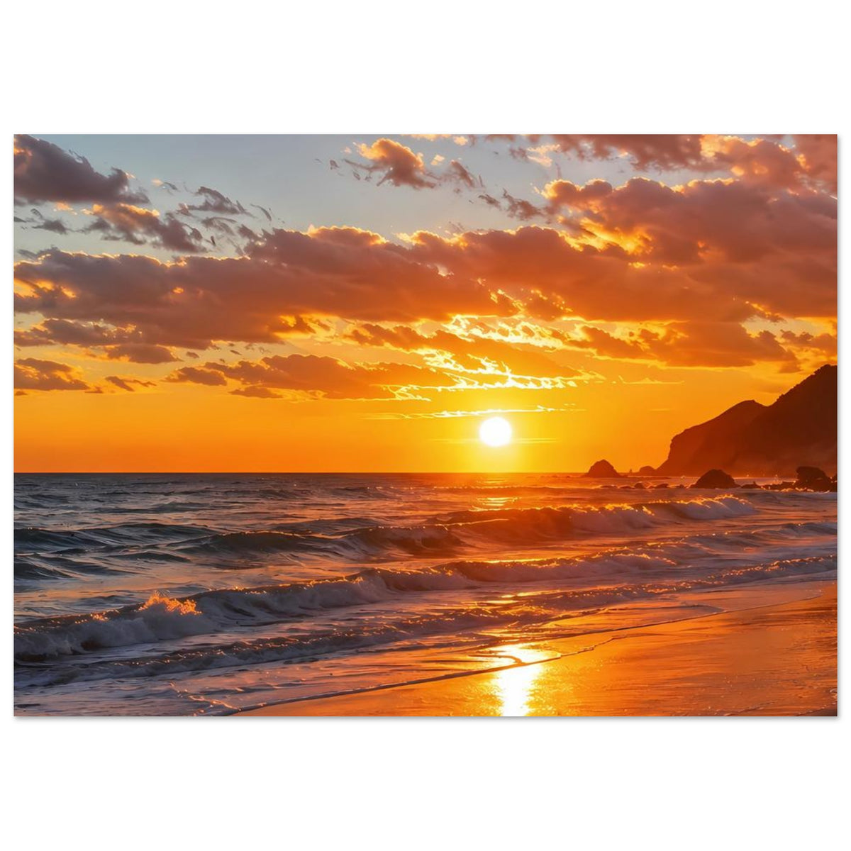 Strand-Poster mit orangefarbenem Sonnenuntergang und Wellen am Ufer, Querformat