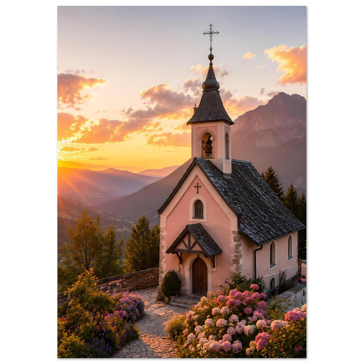 Landschaftsposter mit Kapelle, Glockenturm und Blumenbeeten vor Berglandschaft bei Abendsonne