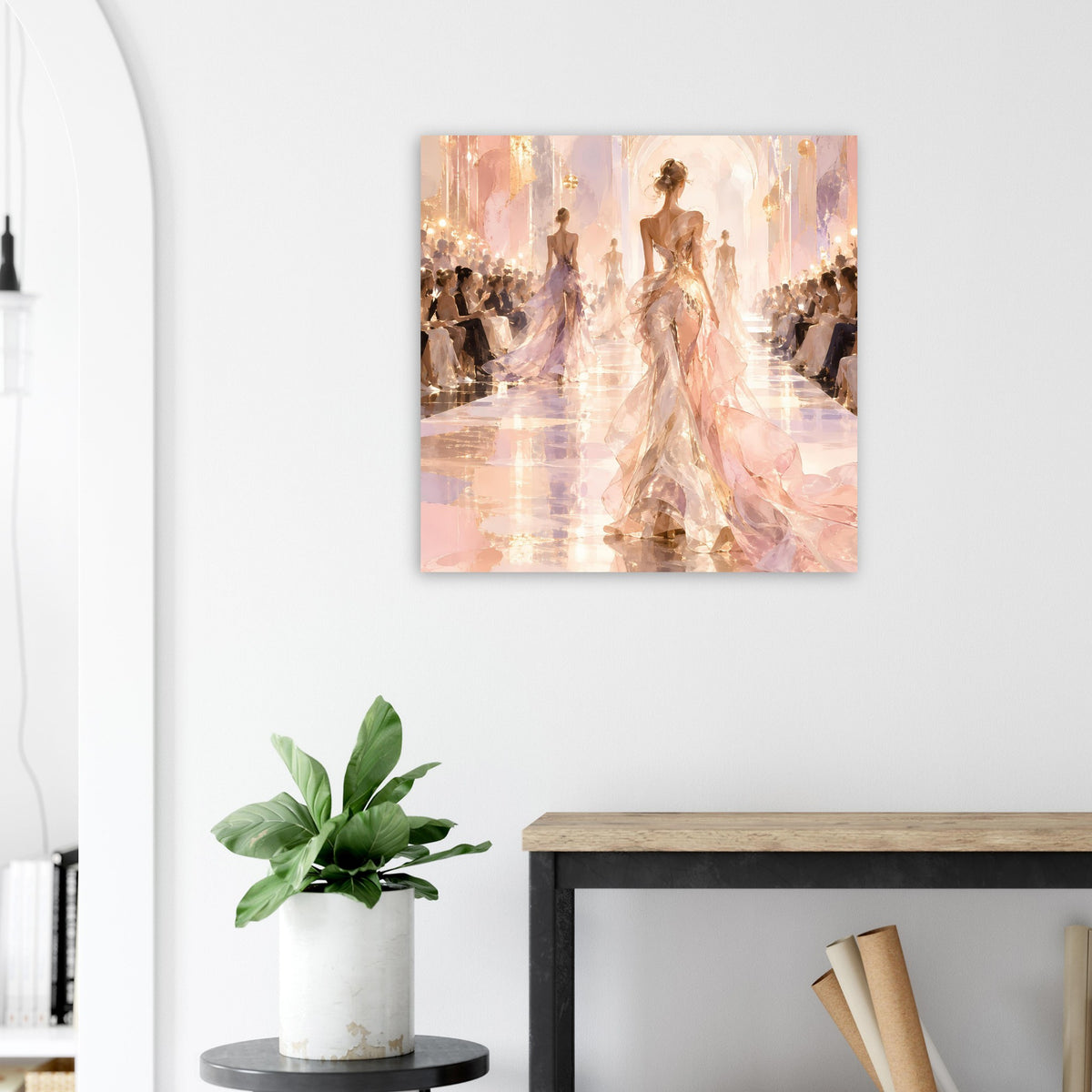 Hochformatiges Mode-Poster mit Laufstegszene in zarten Pastelltönen