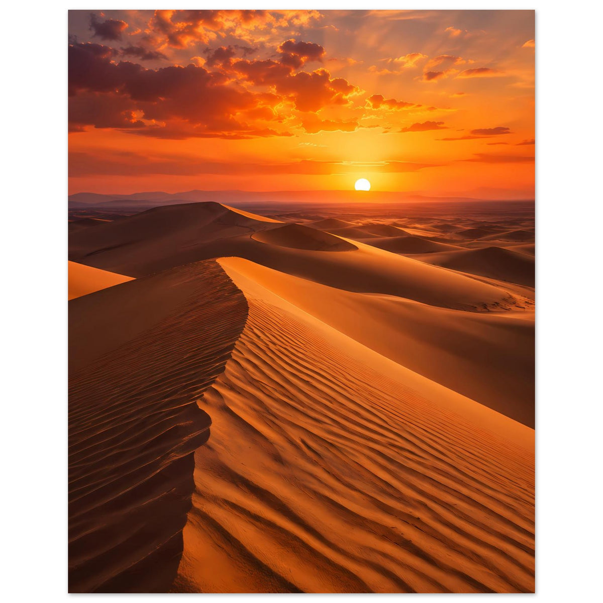 Poster mit Dünenlandschaft im Sonnenuntergang, große Sandkuppen und Sonne im Himmel, mit Rahmen