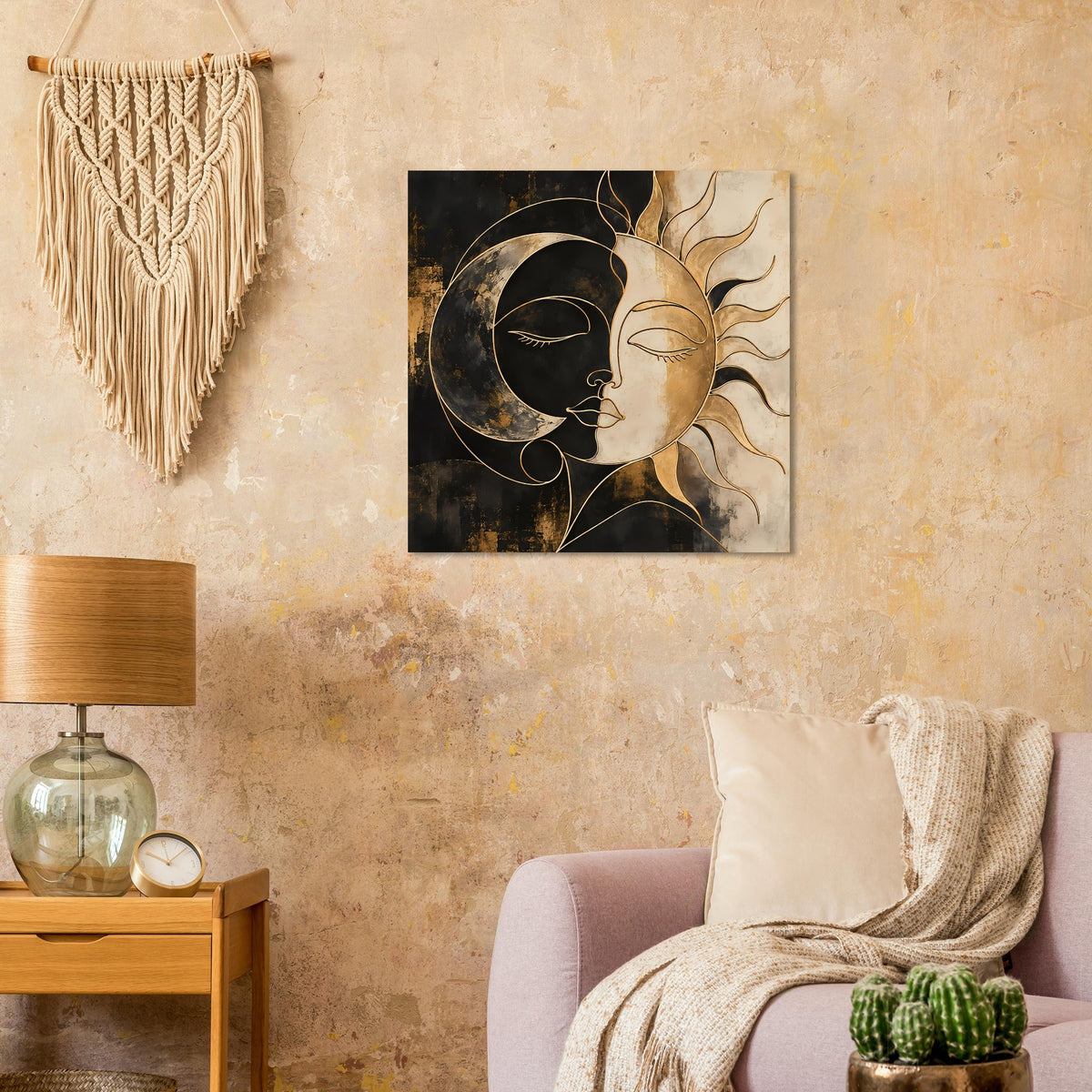 Quadratisches Kunstposter: Sonne-und-Mond-Gesicht mit geschwungenen Linien in Schwarz/Gold