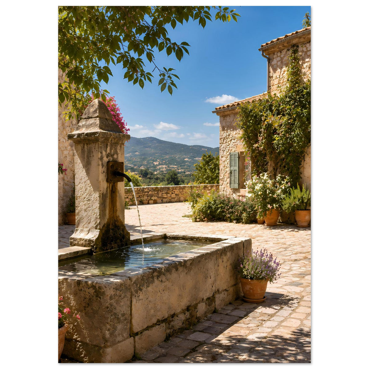 Poster: Nahansicht Steinbrunnen mit Wasserbecken, mediterraner Innenhof mit Pflanzen