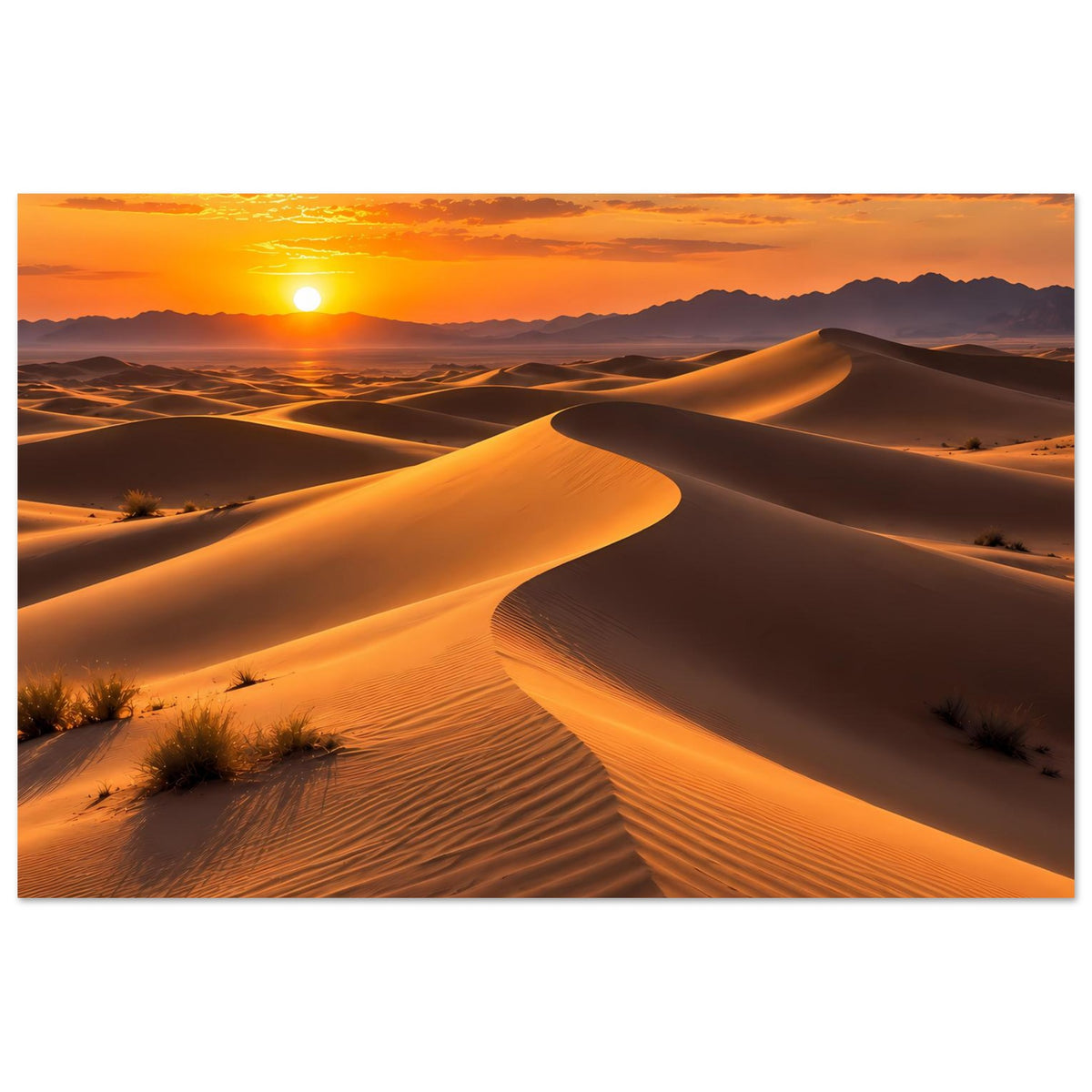 Wüstenlandschafts-Poster mit Sanddünen und Sonne am Horizont, warme Sonnenuntergangstöne, horizontal