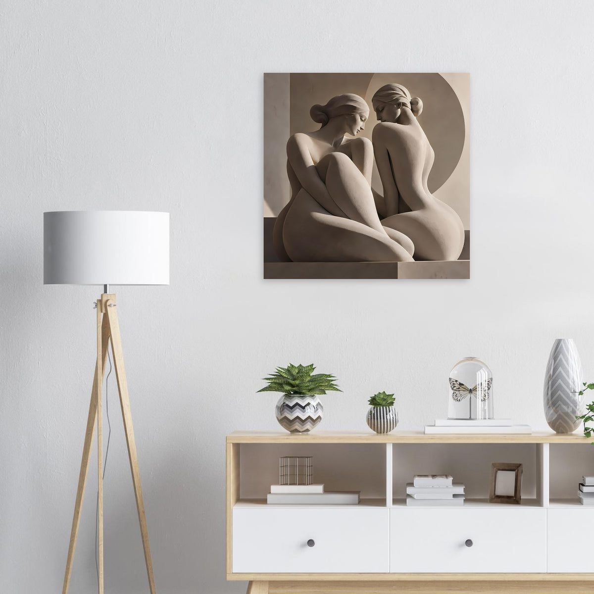 Kunstposter mit zwei klassischen Aktfiguren in beigem Monochrom, im Rahmen