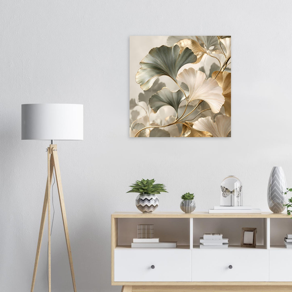 Poster mit botanischem Ginkgo-Motiv in Grün, Creme und Gold
