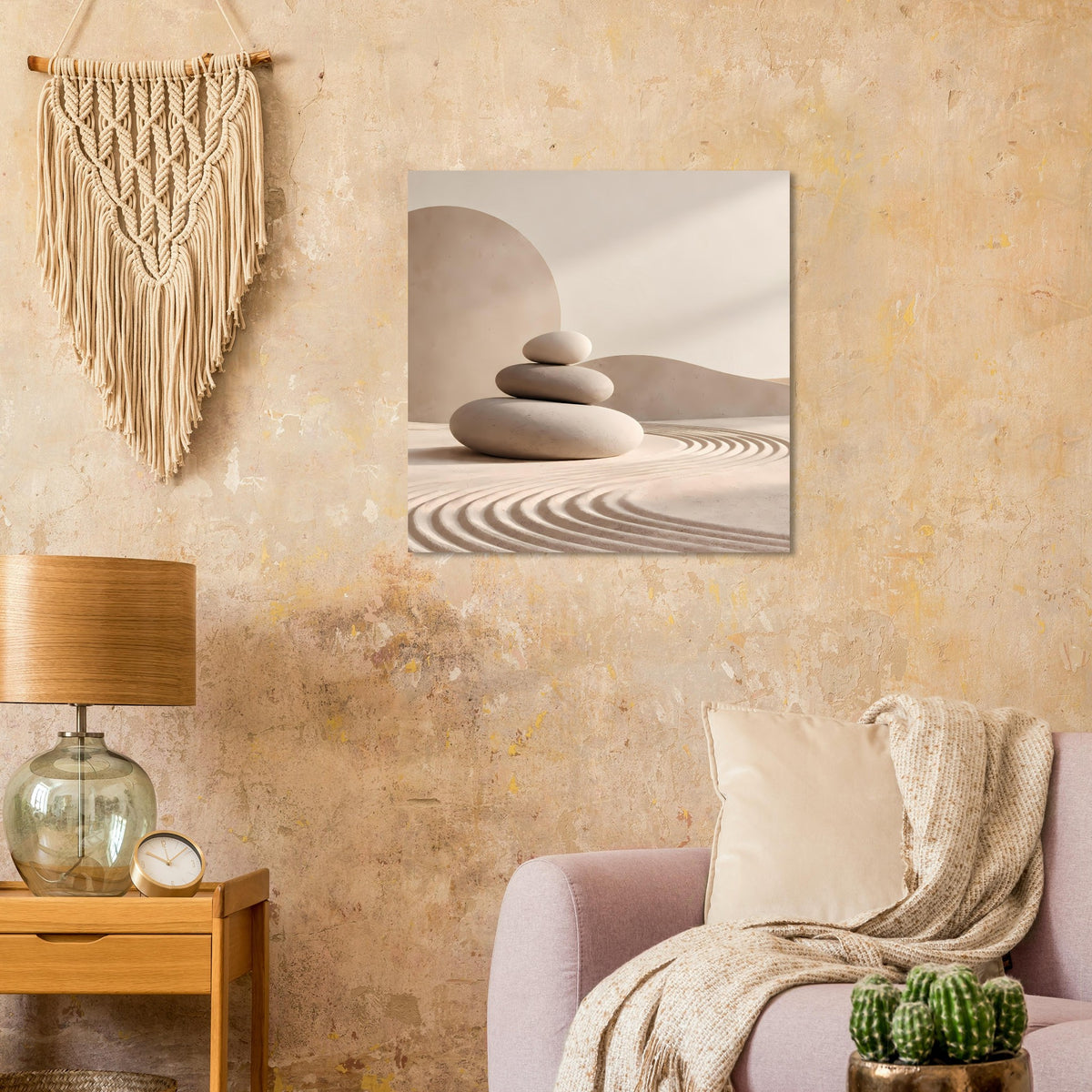 Wandposter mit ruhiger Komposition aus Steinstapel und wellenförmigem Sand