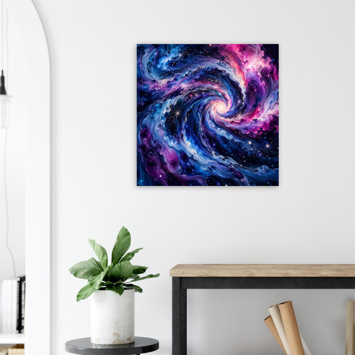 Galaktisches Swirl-Poster: quadratisches Bild mit Spiralnebel in Blau und Violett, schwarzer Rahmen