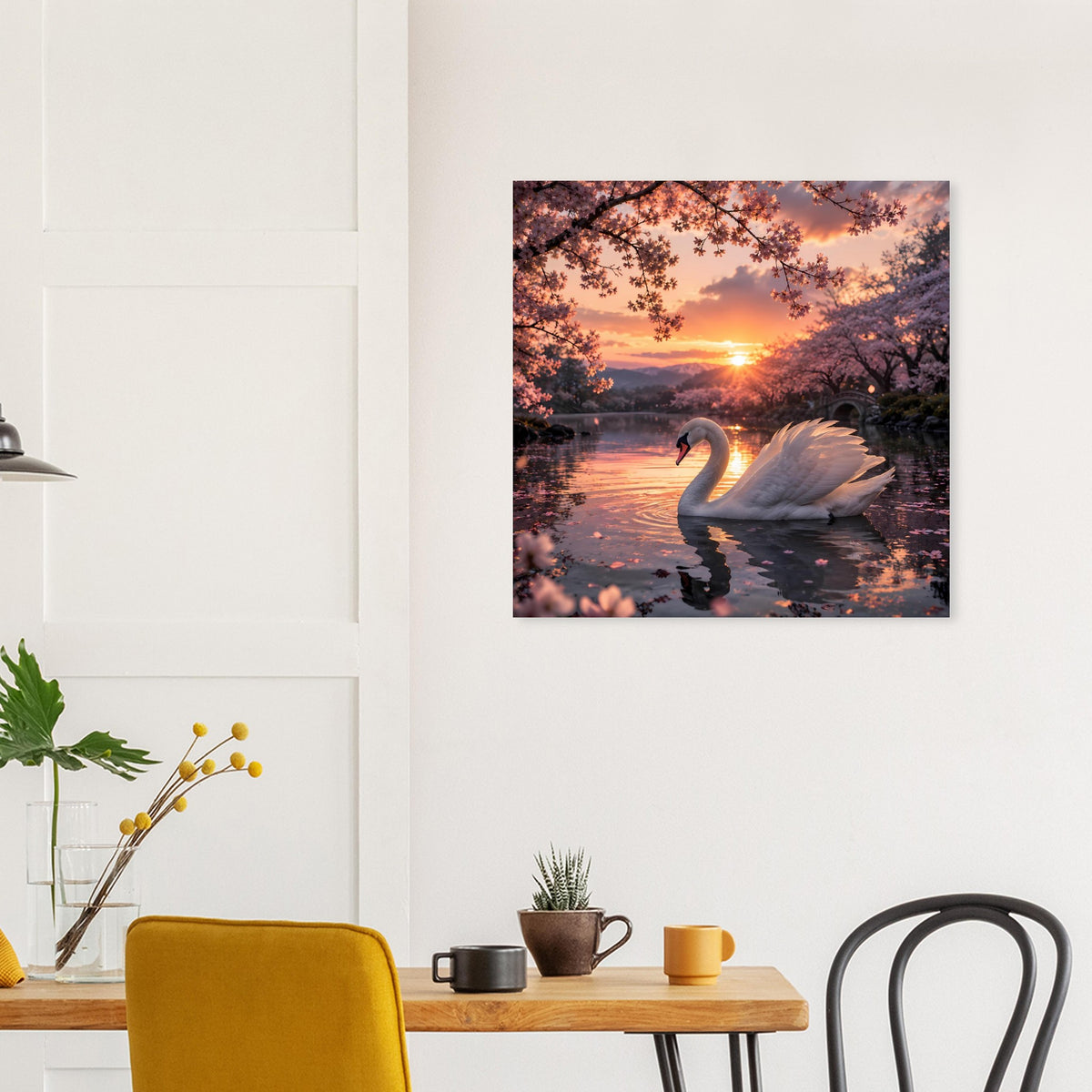 Quadratisches Poster mit Schwan im Sonnenuntergang, heller Abendhimmel