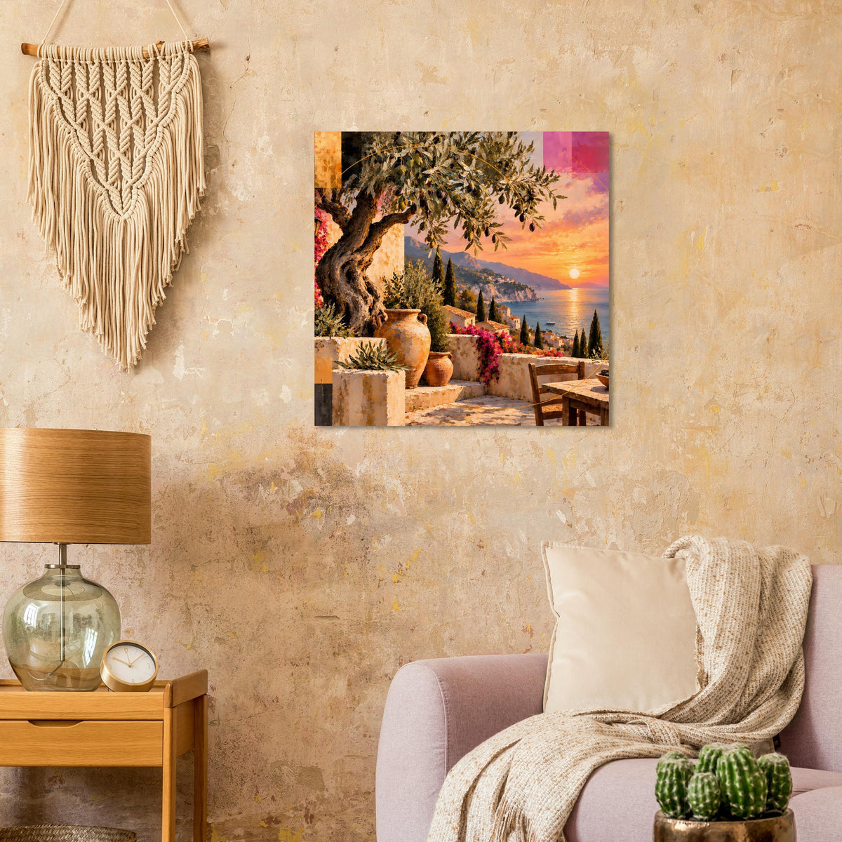 Quadratisches Poster mit mediterraner Terrasse, Olivenbaum, Töpfen und goldenem Sonnenuntergang