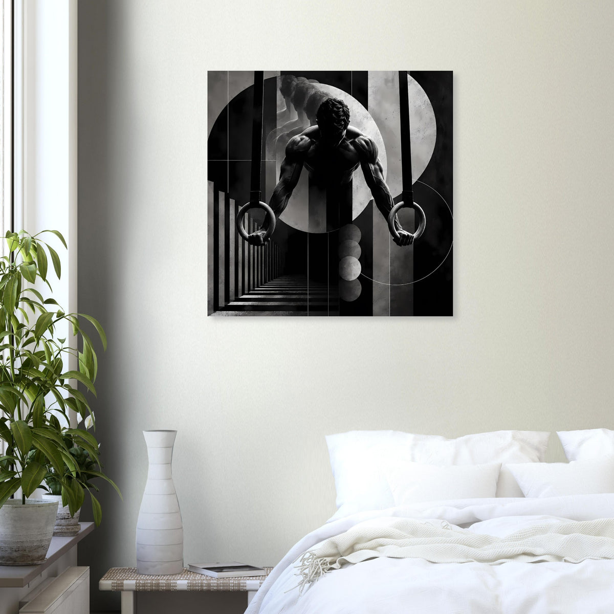 Schwarz-weißes Gymnastikposter (quadratisch) mit Turnerin an Ringen im Lichtbogen