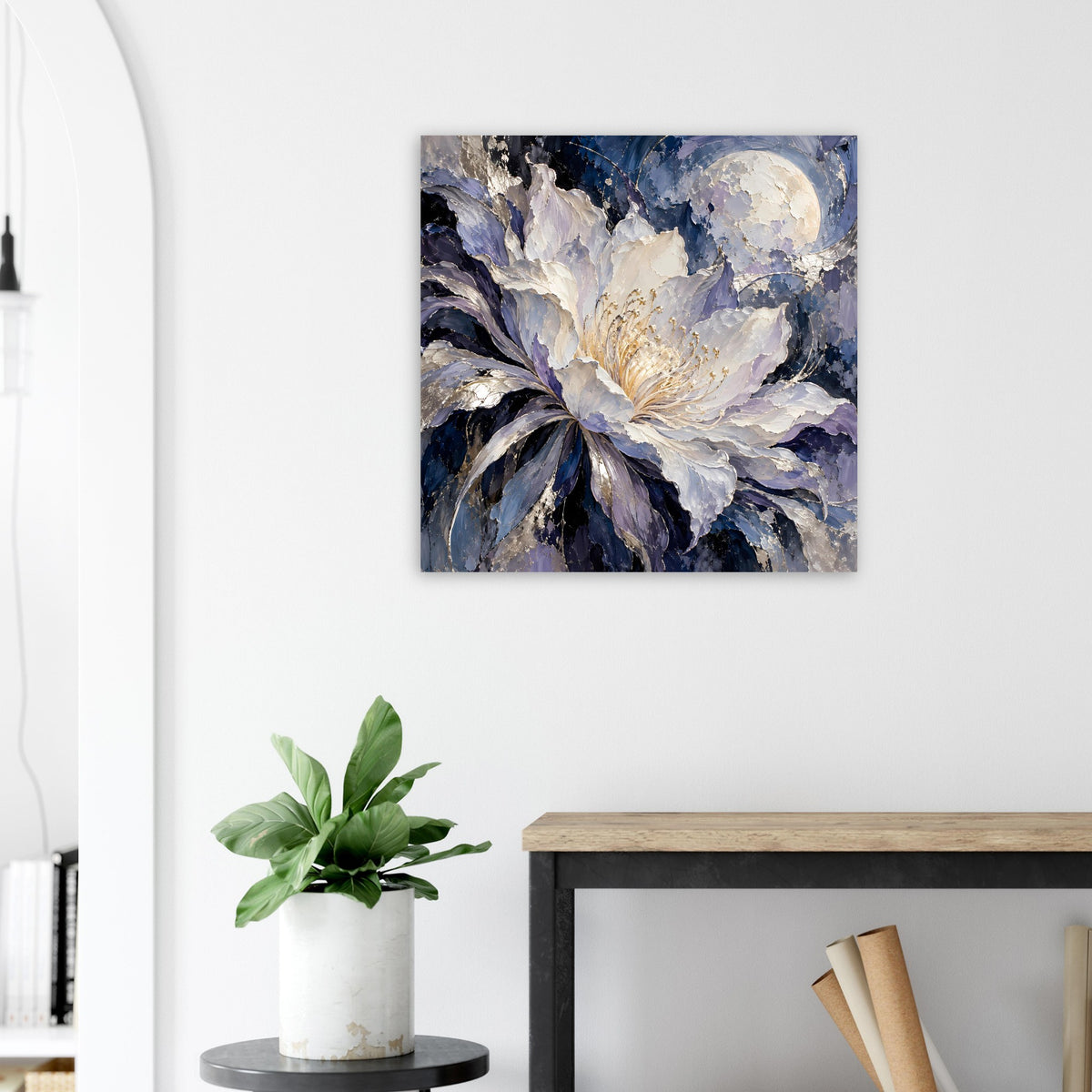 Blumenposter mit gedrehten violett-blauen Blättern und hellem Zentrum