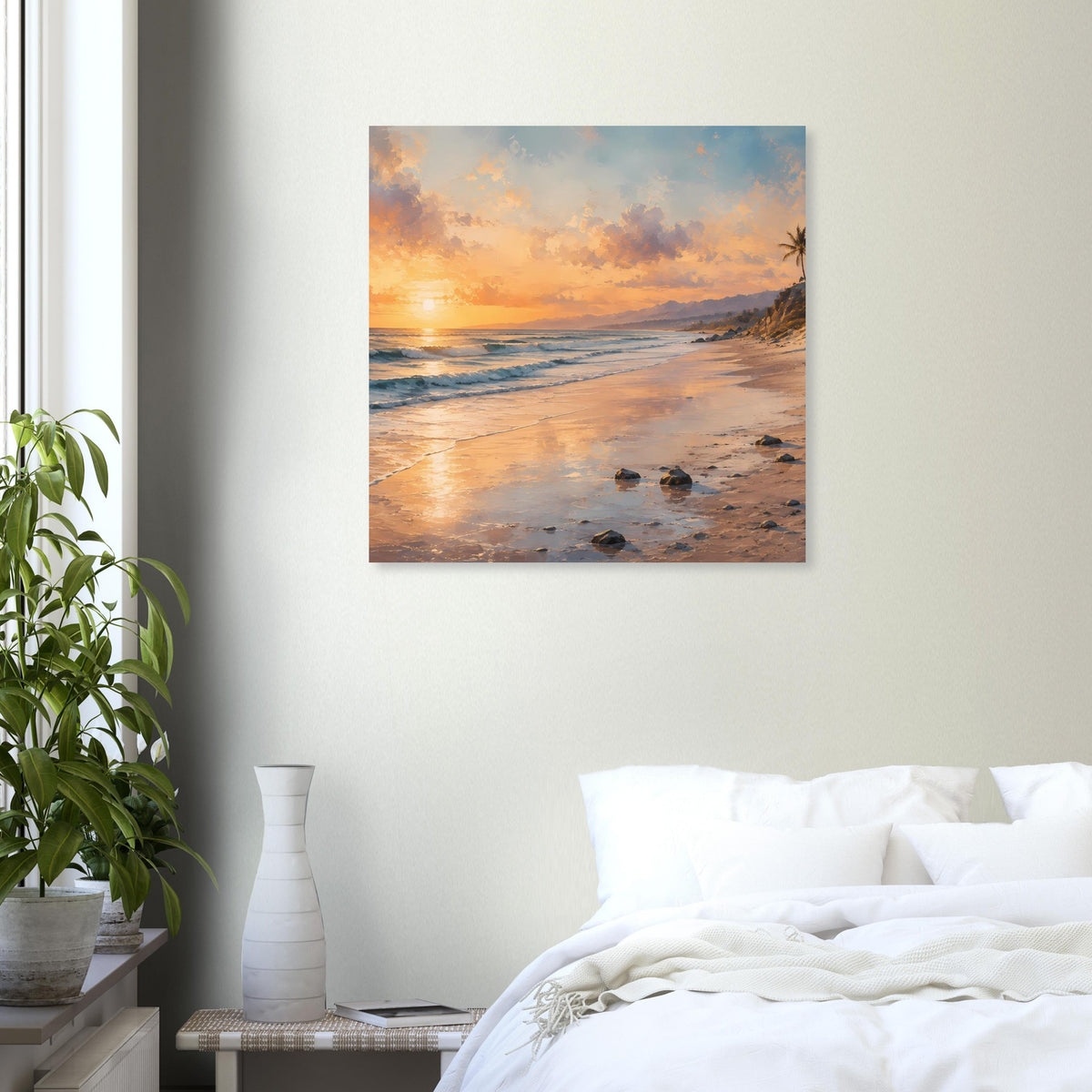 Quadratisches Strandposter mit Sonnenuntergang am Strand und sanften Wellen