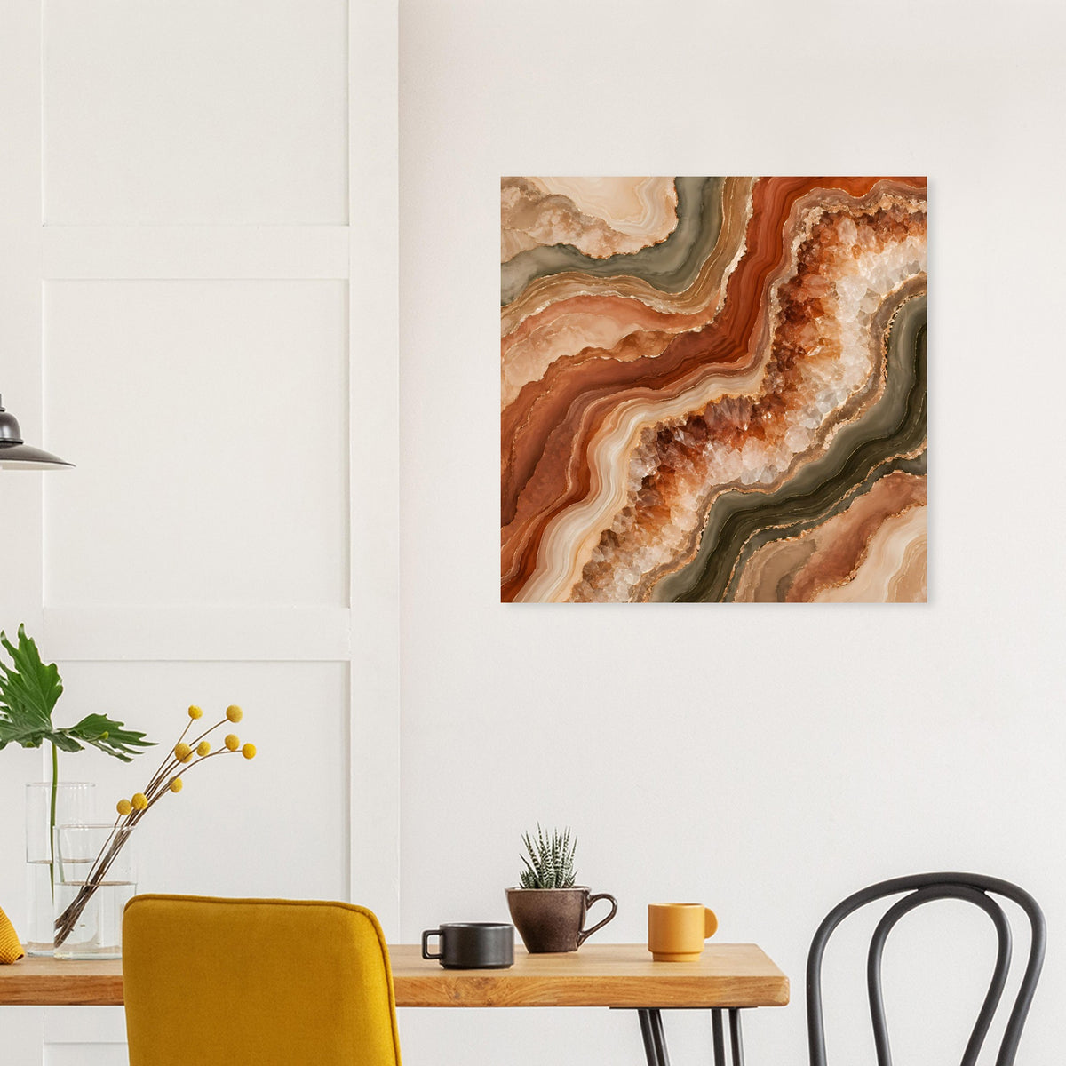 Abstraktes Geoden-Poster in Braun, Beige und Gold mit welligen Farbschichten