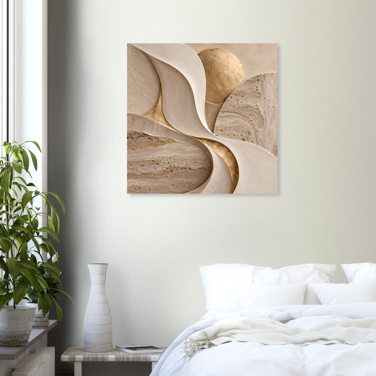 Kunstposter mit gold- und beigetönen abstrakten Wellenlinien