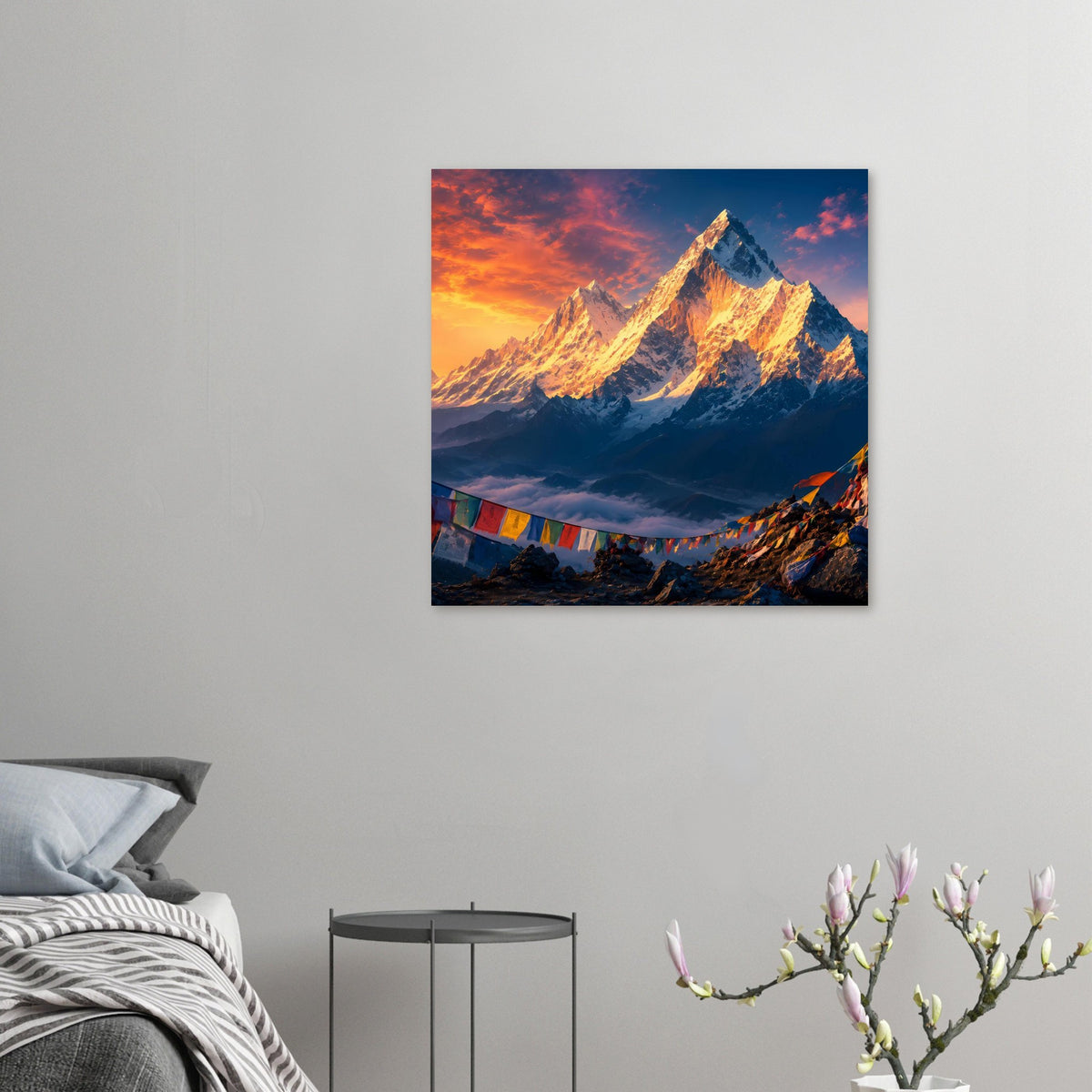 Kleines Poster mit Himalaya-Sonnenaufgang, Berggipfeln und Wimpelband am unteren Rand.