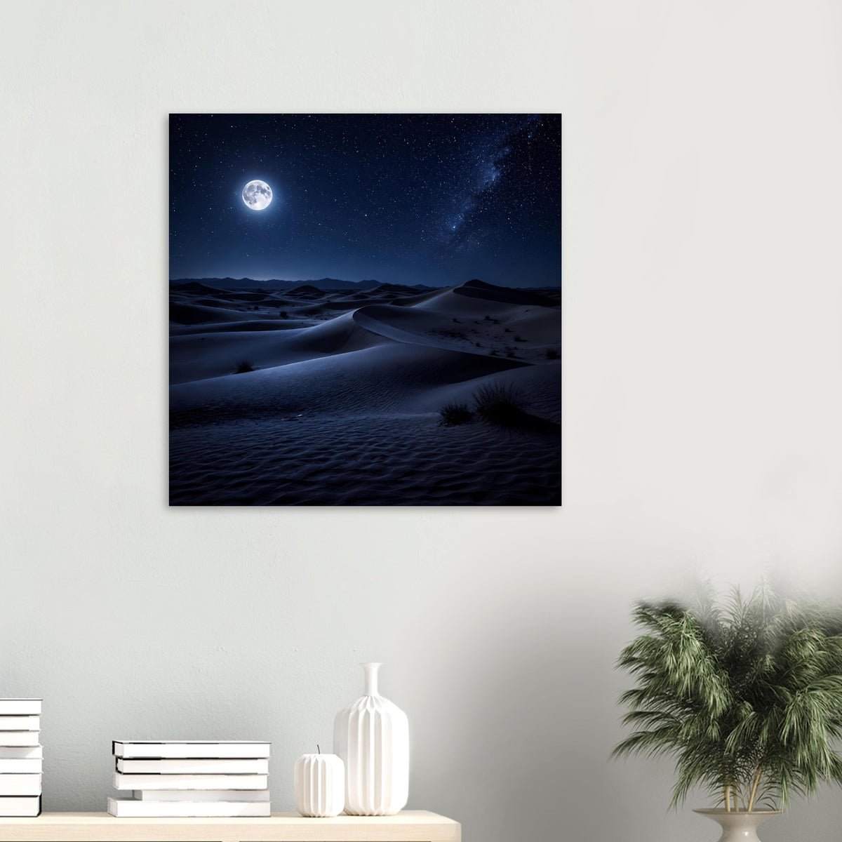 Wüstenlandschaftsposter mit Mond über Dünen bei Nacht und sternenklarem Himmel