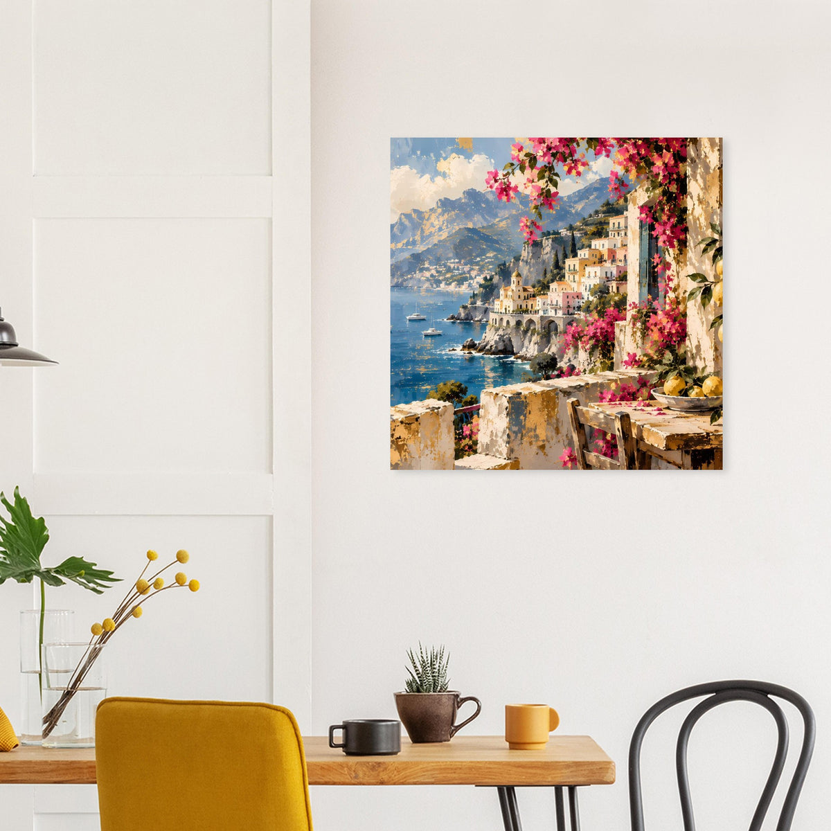 Poster mit Blick auf den Küstenort: Wasser, Häuserreihen und Blüten im Vordergrund