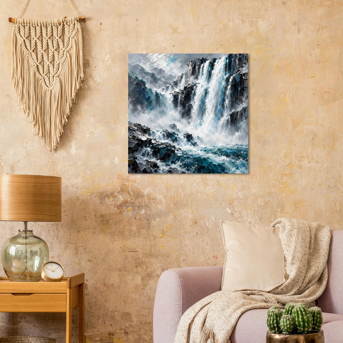 Gerahmtes Poster mit dramatischem Wasserfall, Wellen im Vordergrund in Blau