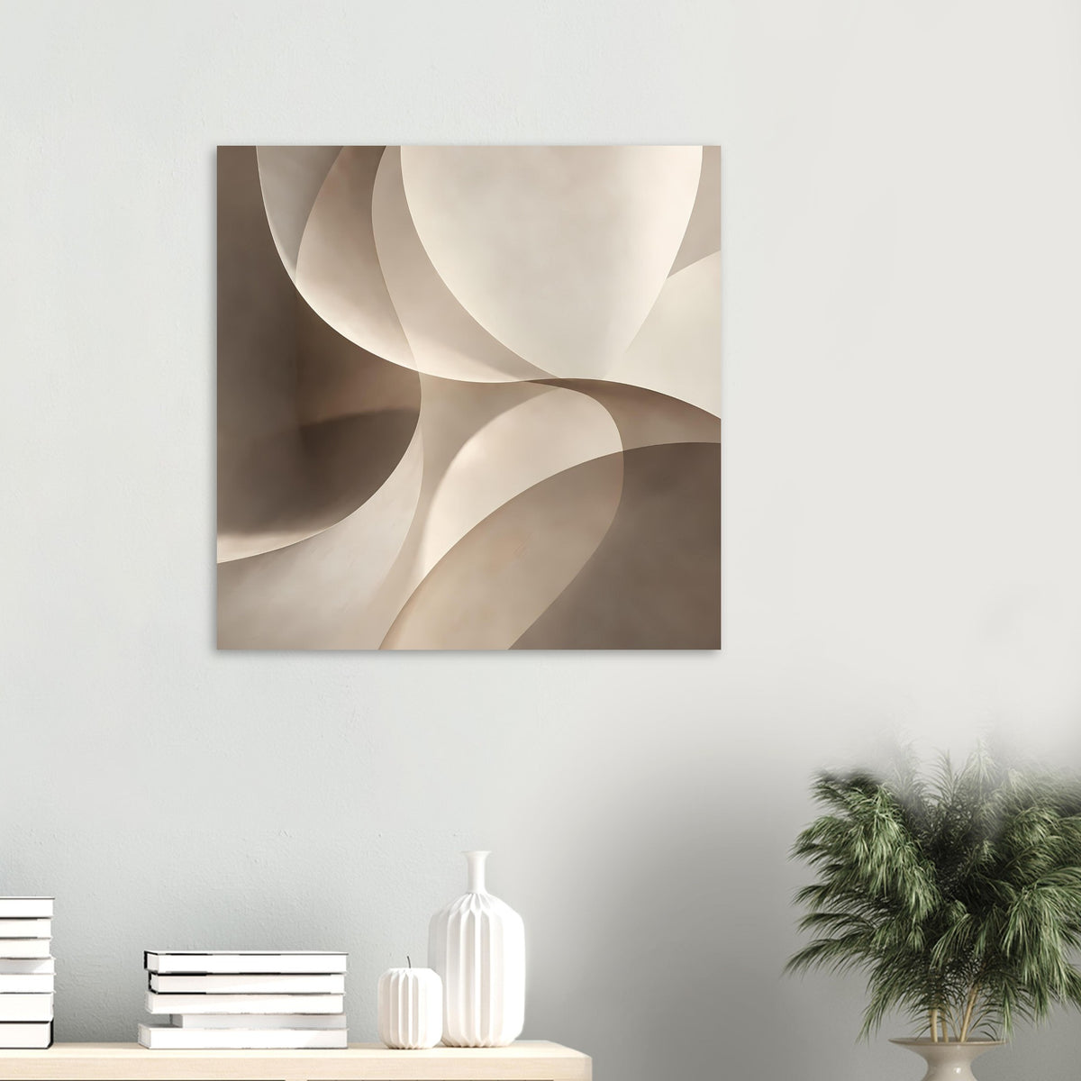 Kleines Kunstposter mit abstrakten Wellen in Creme, Beige und dunklem Braun