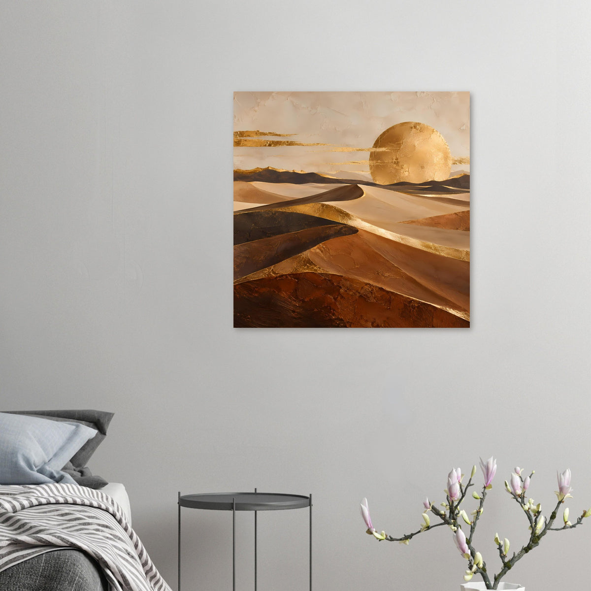 Kleines, gerahmtes Wüstenlandschafts-Poster mit goldener Sonne und Dünen in warmen Erdtönen
