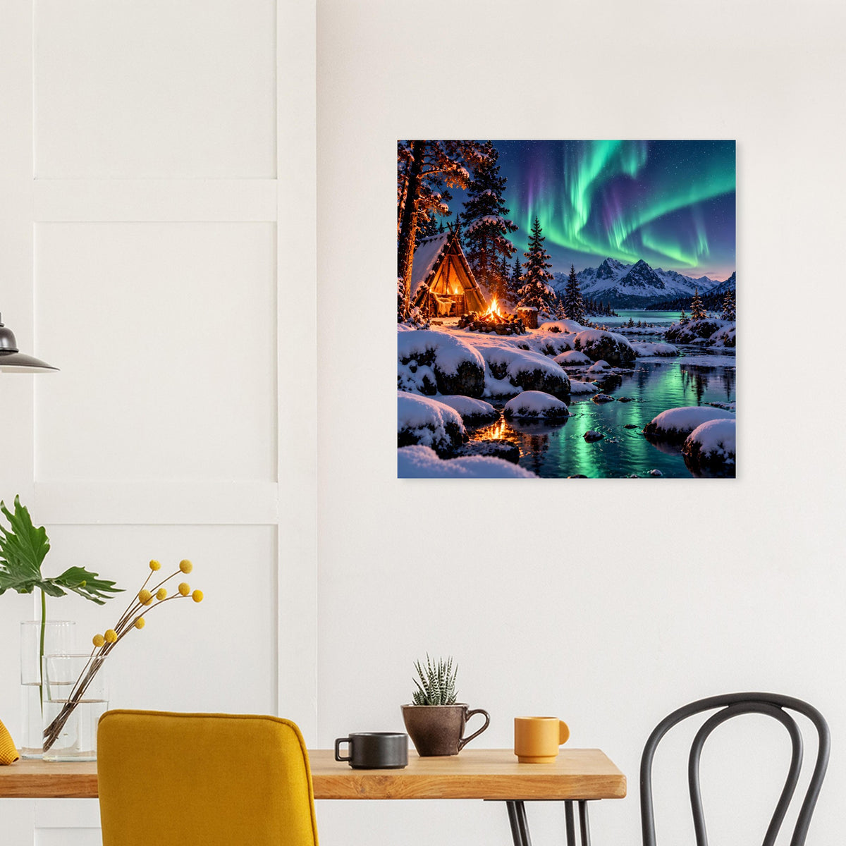 Blau gerahmtes Winterlandschaftsposter mit Nordlichtern über winterlichem See und Hütte