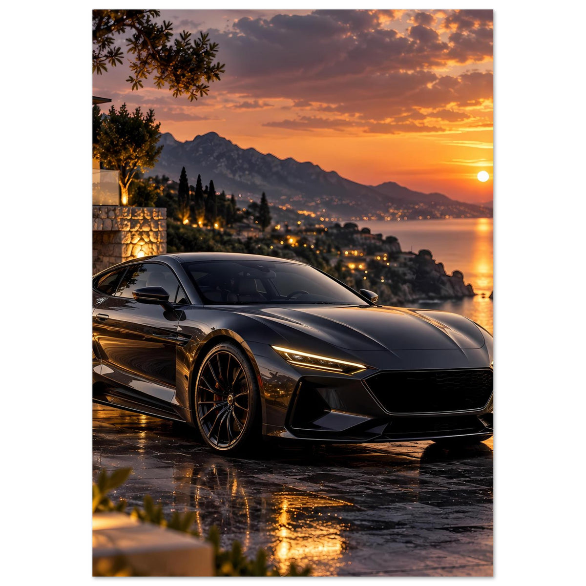 Hochformat-Poster mit dunklem Sportwagen bei Sonnenuntergang, Küstenlinie im Hintergrund